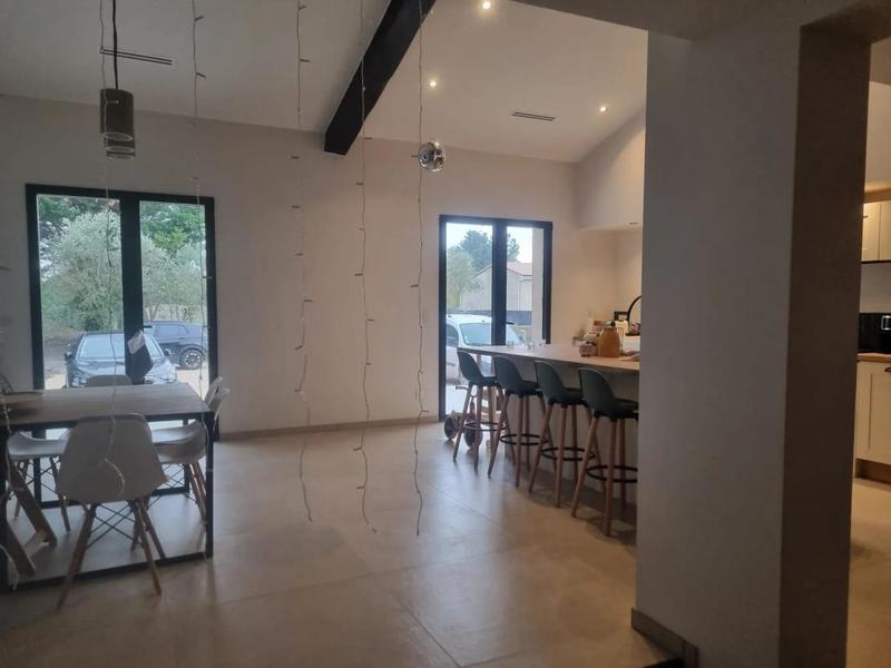 Maison - 170 m² - 5 pièces