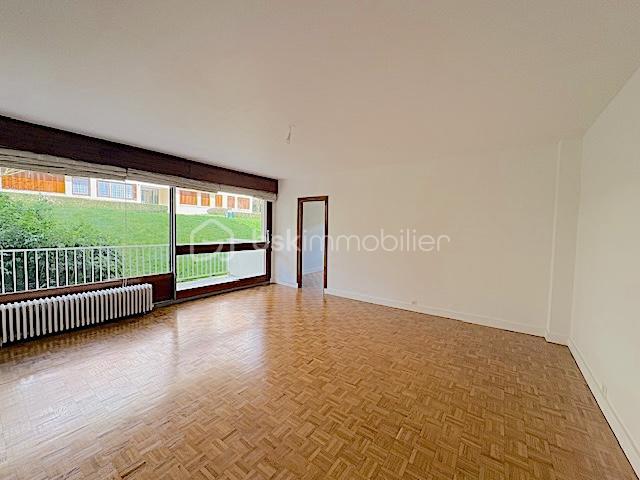 Appartement - 87 m² - 3 pièces