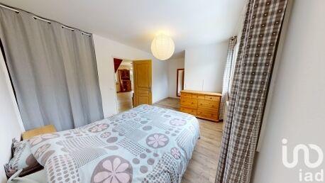 Maison - 94 m² - 5 pièces