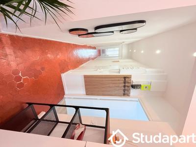 Chambre - 10 m² - 1 pièce