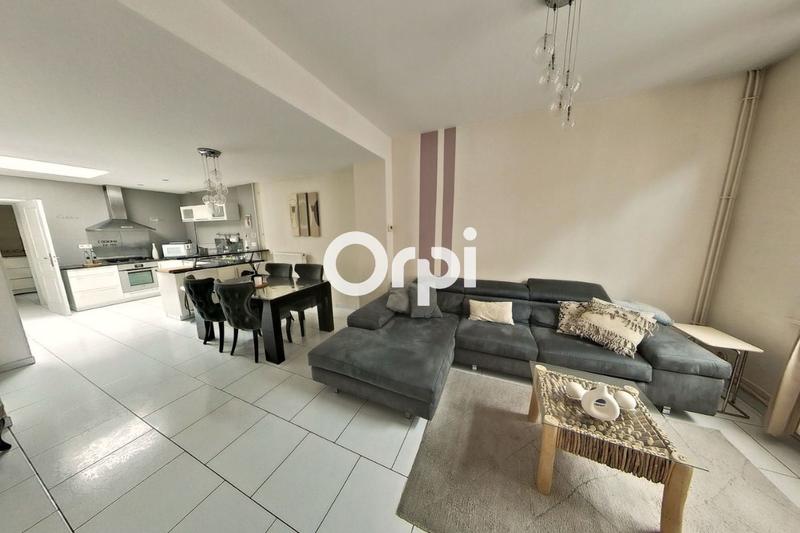 Maison - 92 m² - 4 pièces