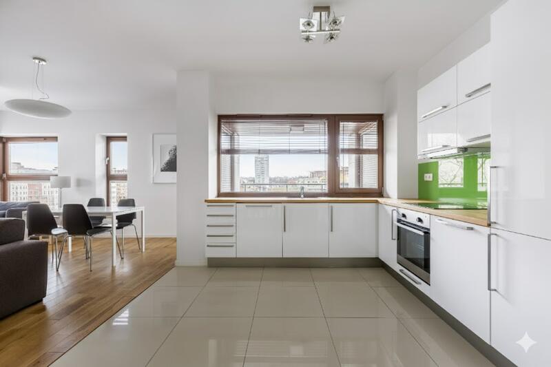 Appartement - 100 m² - 5 pièces