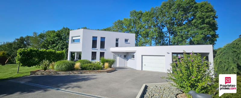 Maison - 162 m² - 6 pièces