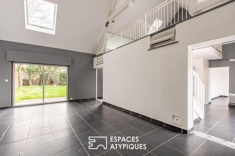 Maison - 210 m² - 8 pièces