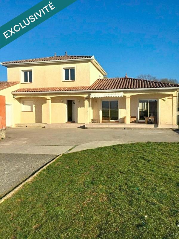 Maison - 180 m² - 7 pièces