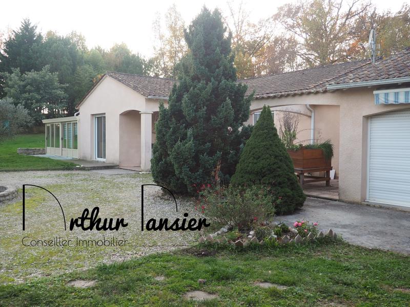 Maison contemporaine - 274 m² - 8 pièces