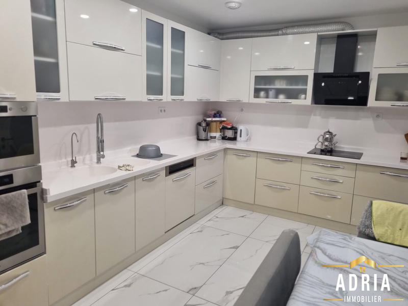 Maison contemporaine - 160 m² - 7 pièces