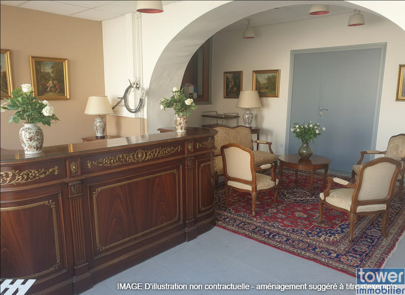 Local commercial - 1 260 m²