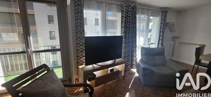 Appartement - 99 m² - 3 pièces