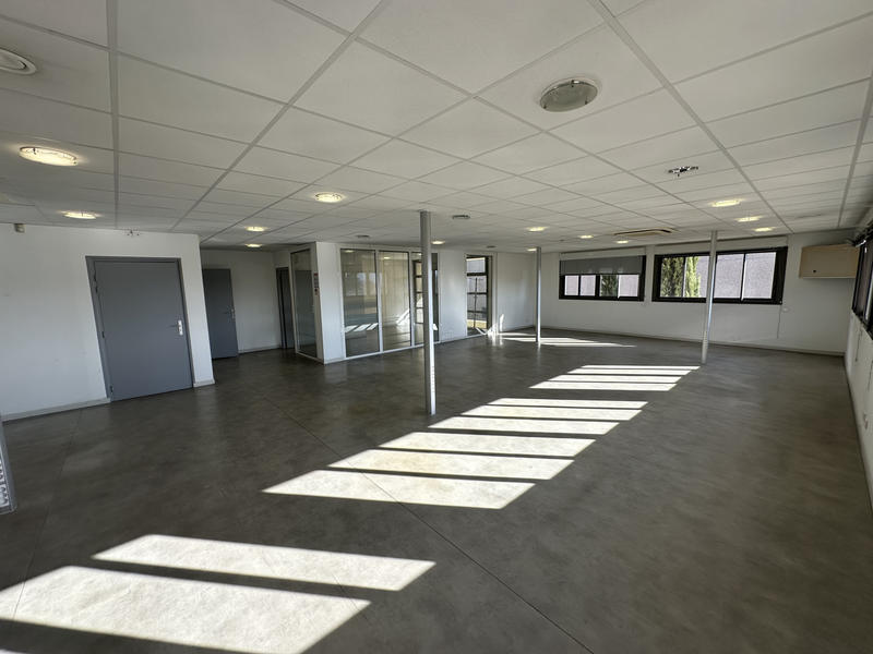 Local commercial - 170 m²