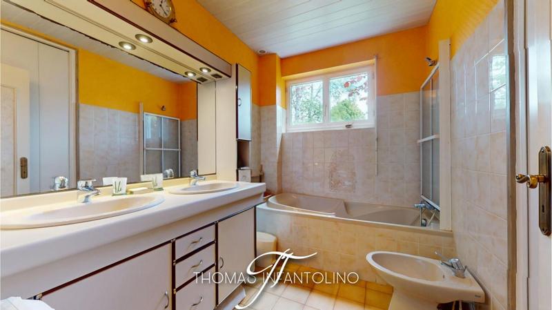 Maison - 160 m² - 6 pièces