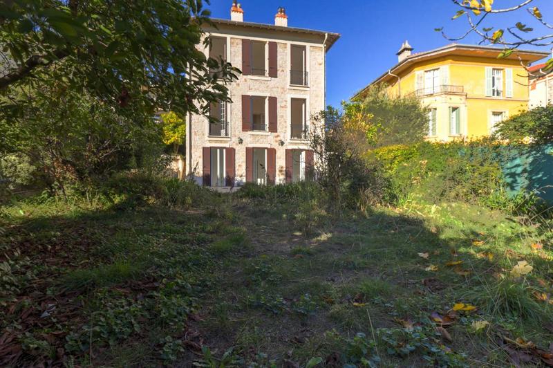 Villa - 142 m² - 5 pièces