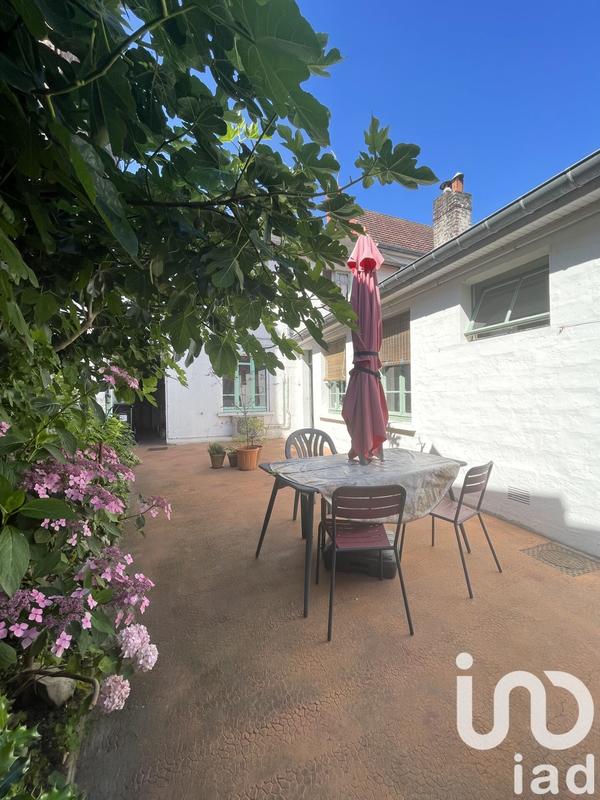 Maison - 96 m² - 5 pièces