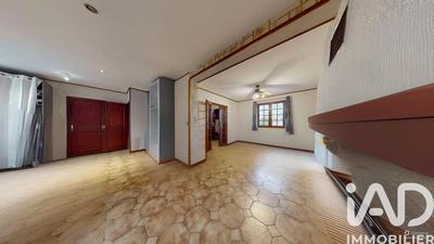 Maison - 122 m² - 7 pièces