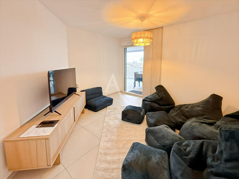 Appartement - 85 m² - 4 pièces