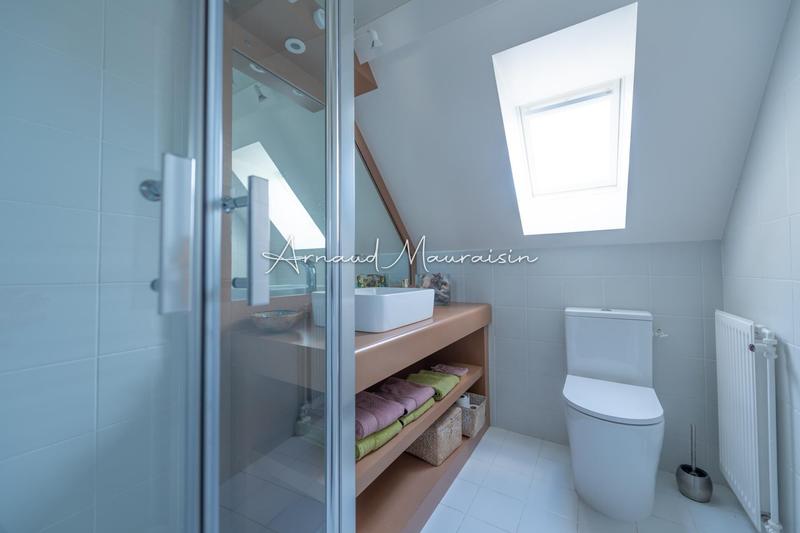 Maison - 187 m² - 7 pièces