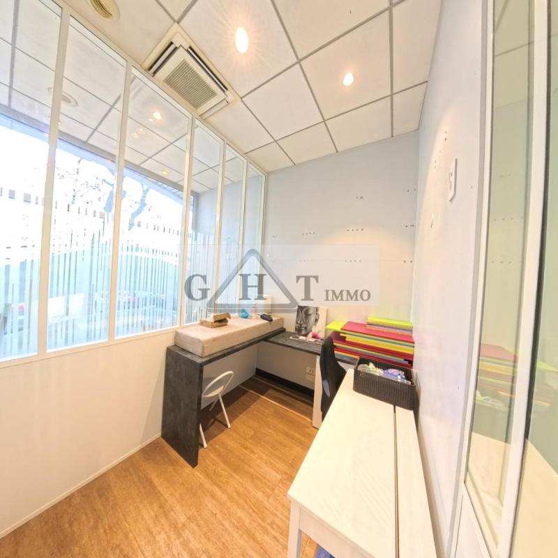 Local commercial - 106 m²