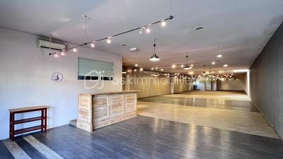 Bureau - 1 039 m² - 3 pièces