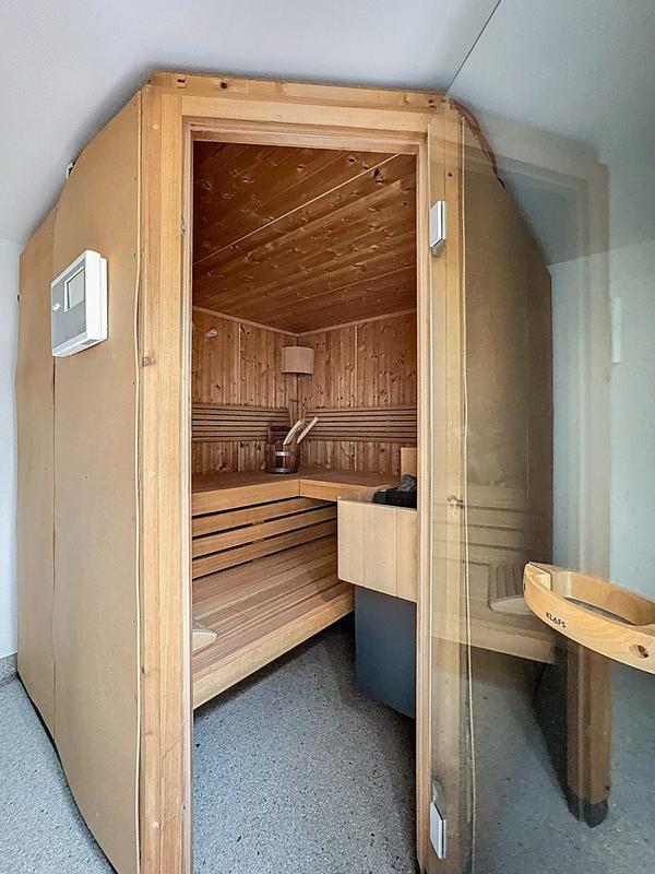 Maison - 196 m² - 8 pièces