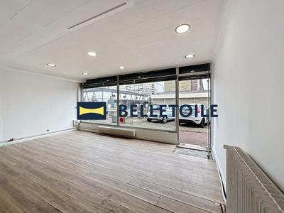 Local commercial - 74 m²