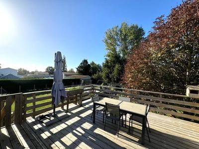 Maison - 219 m² - 9 pièces