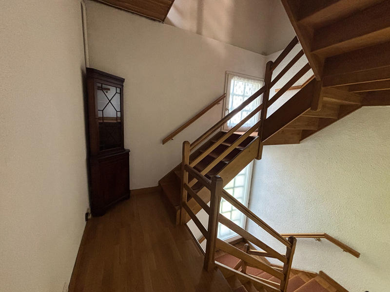 Maison - 197 m² - 8 pièces