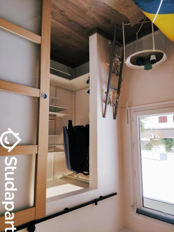 Chambre - 10 m² - 1 pièce