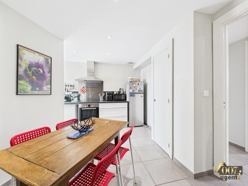 Appartement - 79 m² - 4 pièces