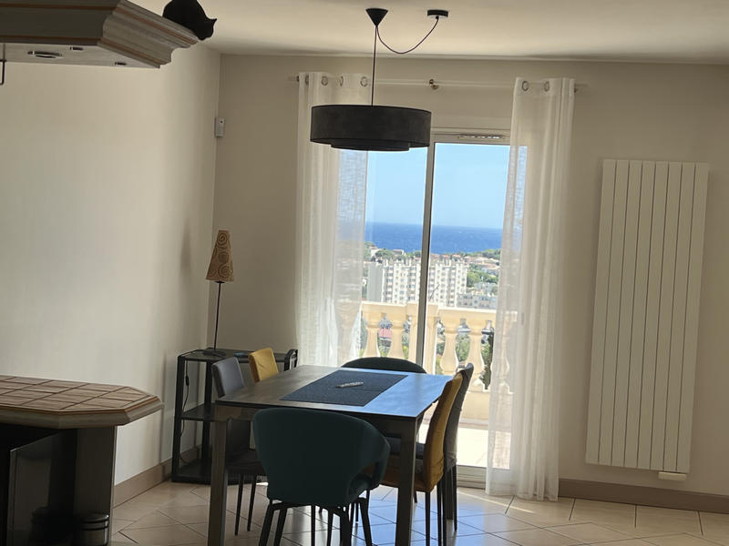 Maison - 200 m² - 6 pièces