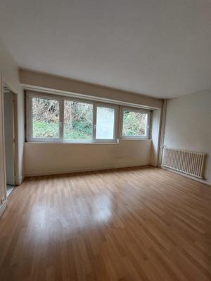 Appartement - 125 m² - 5 pièces