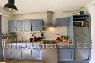 Appartement - 80 m² - 3 pièces