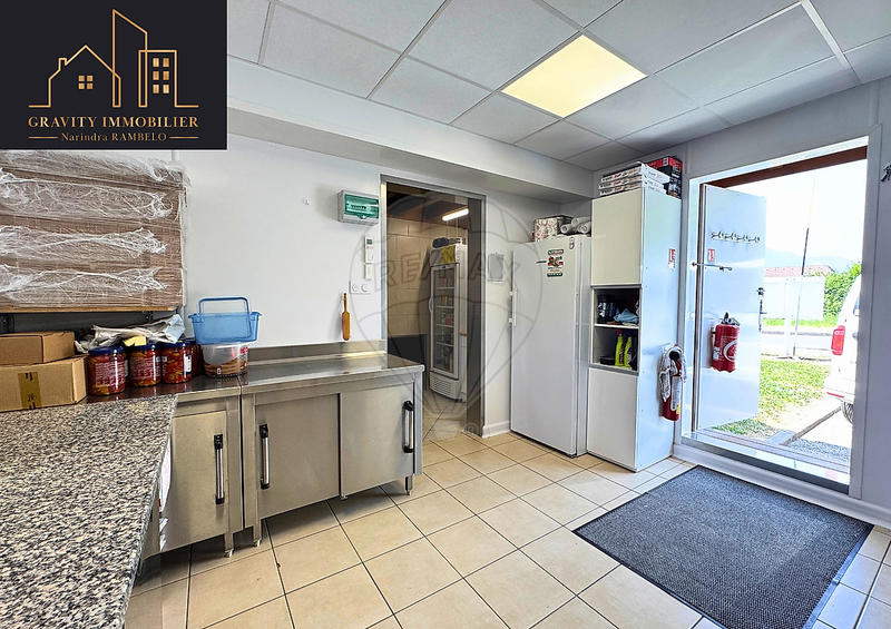 Magasins - 40 m² - 2 pièces