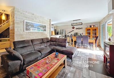 Maison - 105 m² - 5 pièces