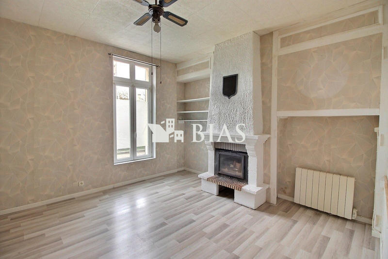 Maison - 87 m² - 5 pièces