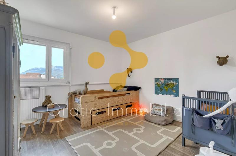 Appartement - 84 m² - 4 pièces