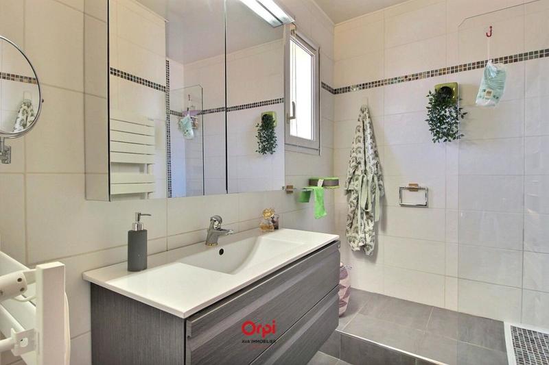 Maison - 79 m² - 3 pièces