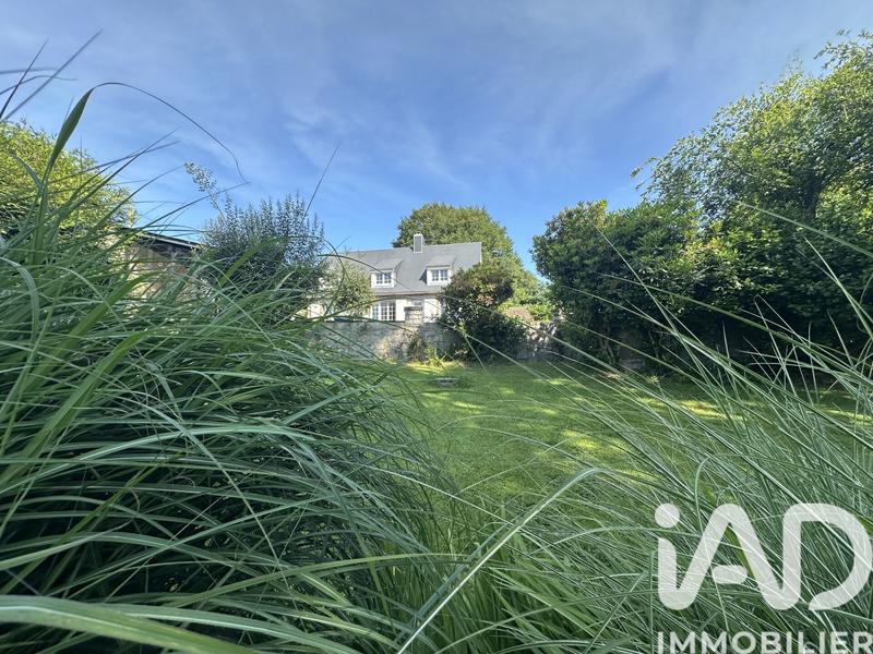 Maison - 197 m² - 6 pièces