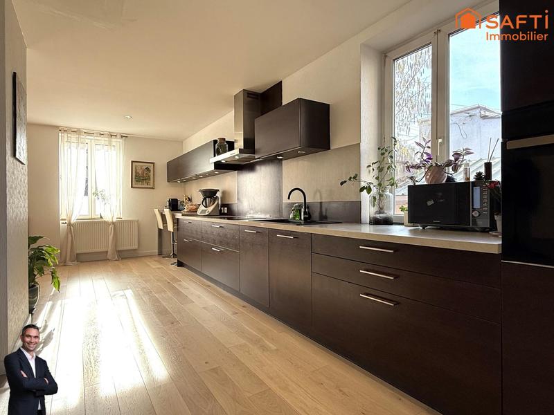 Maison - 143 m² - 5 pièces