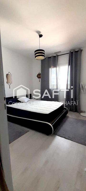 Maison - 323 m² - 8 pièces