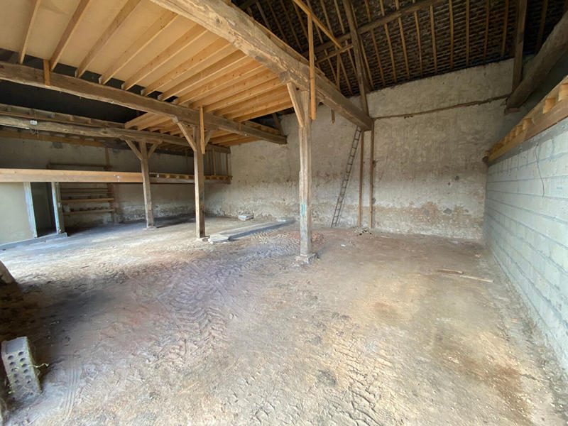 Local d'activité / Entrepôt - 150 m²