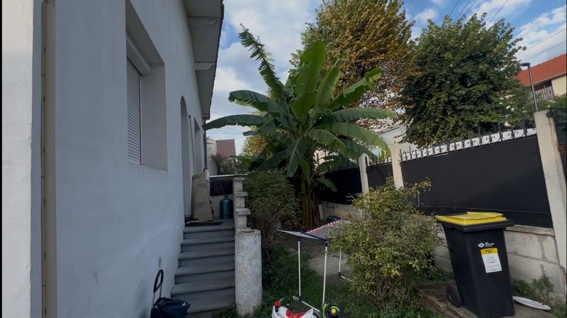 Maison - 161 m² - 9 pièces