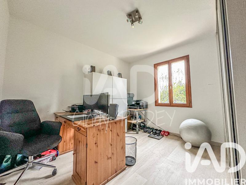 Maison - 310 m² - 12 pièces
