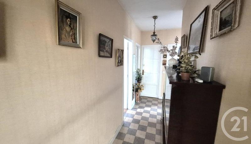 Maison - 120 m² - 3 pièces