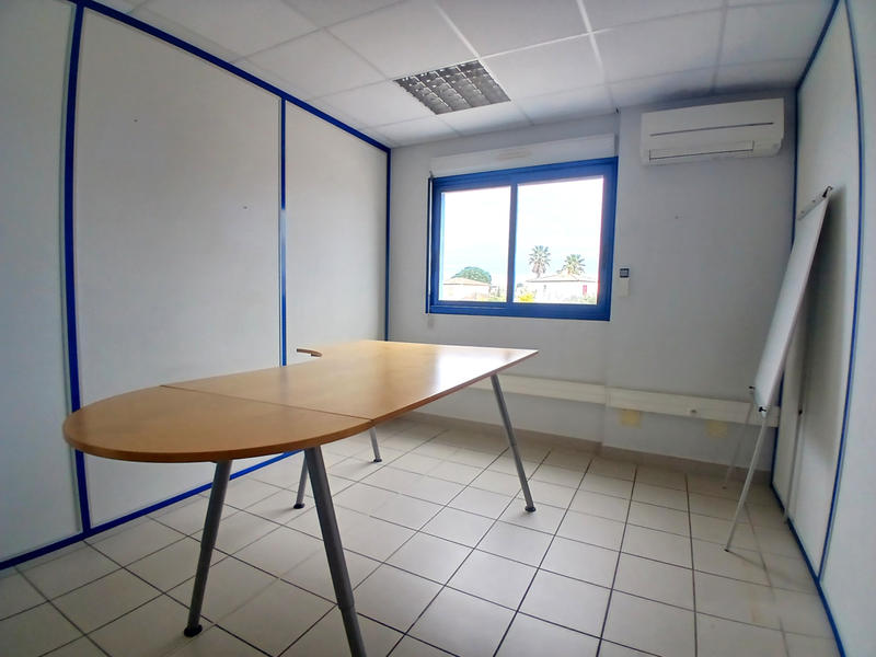 Bureau - 317 m²