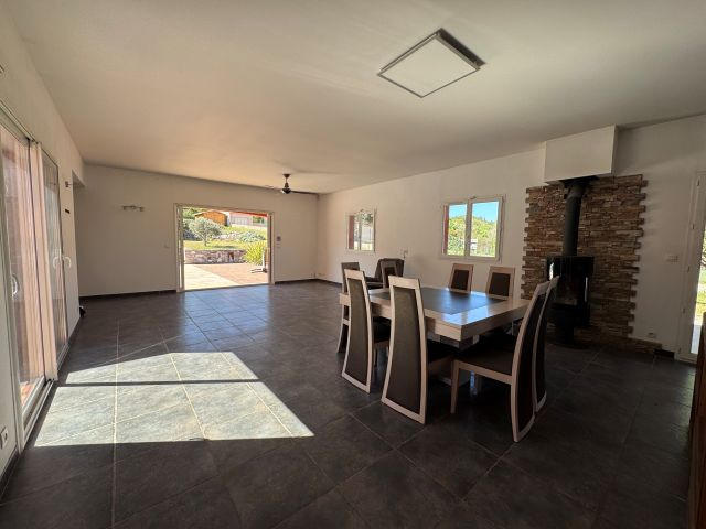 Maison - 160 m² - 5 pièces