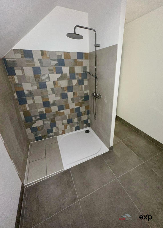 Maison - 170 m² - 6 pièces