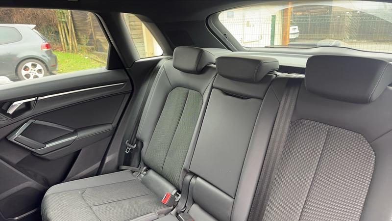 Audi Q3 1.4 Tfsi 150 s-Tronic7 s line - Automatique Toit ouvrant