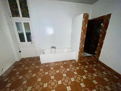 Maison - 290 m² - 14 pièces