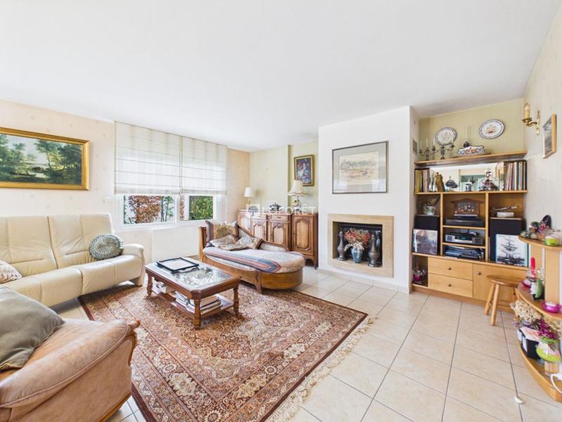 Maison - 155 m² - 6 pièces