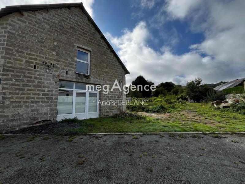 Grange - 142 m² - 4 pièces